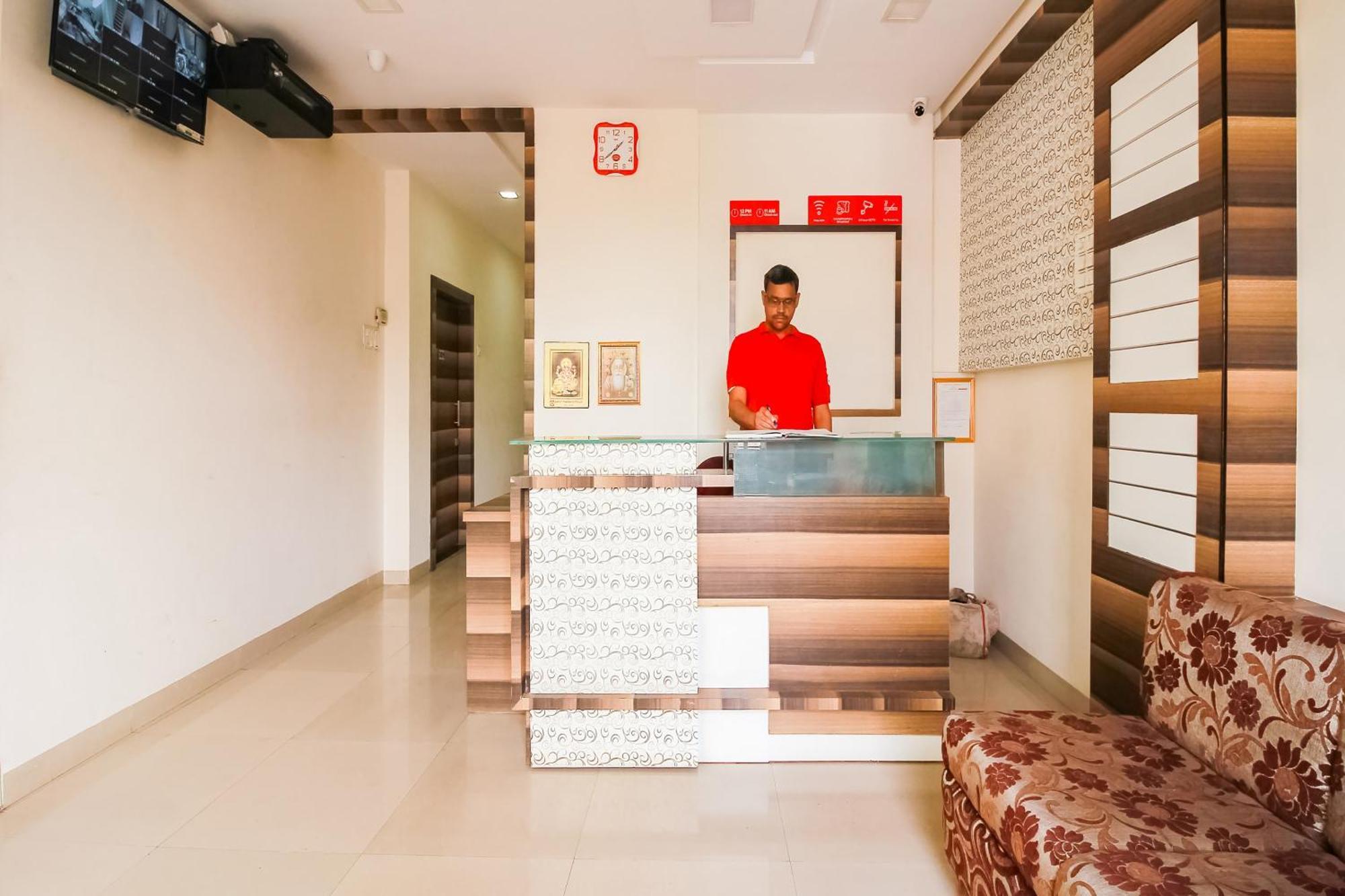 Hotel O Unique Inn Dhule Экстерьер фото
